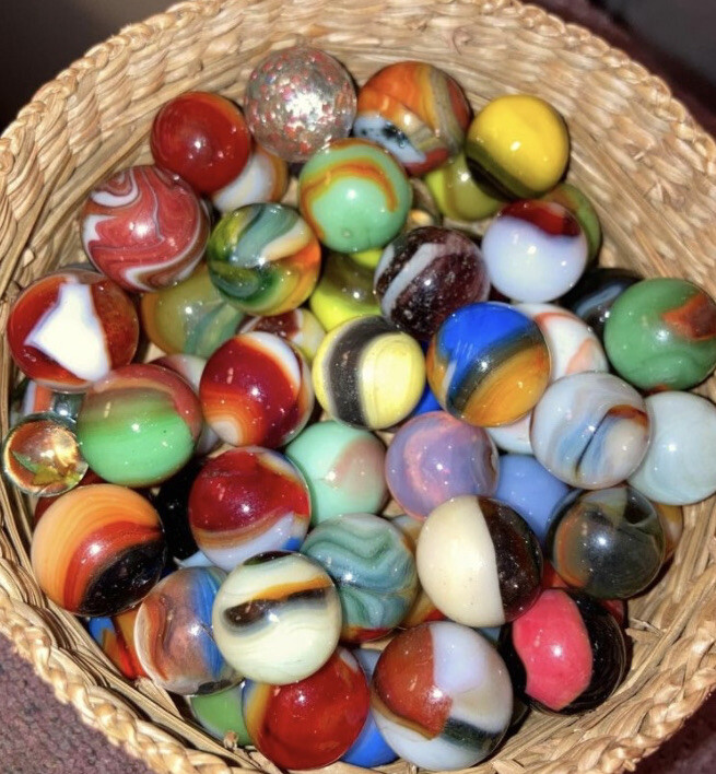 Vintage And Antique Marbles ,Peltier, Akro Agate,Vitro, WV, Glowies, Lot Of 5