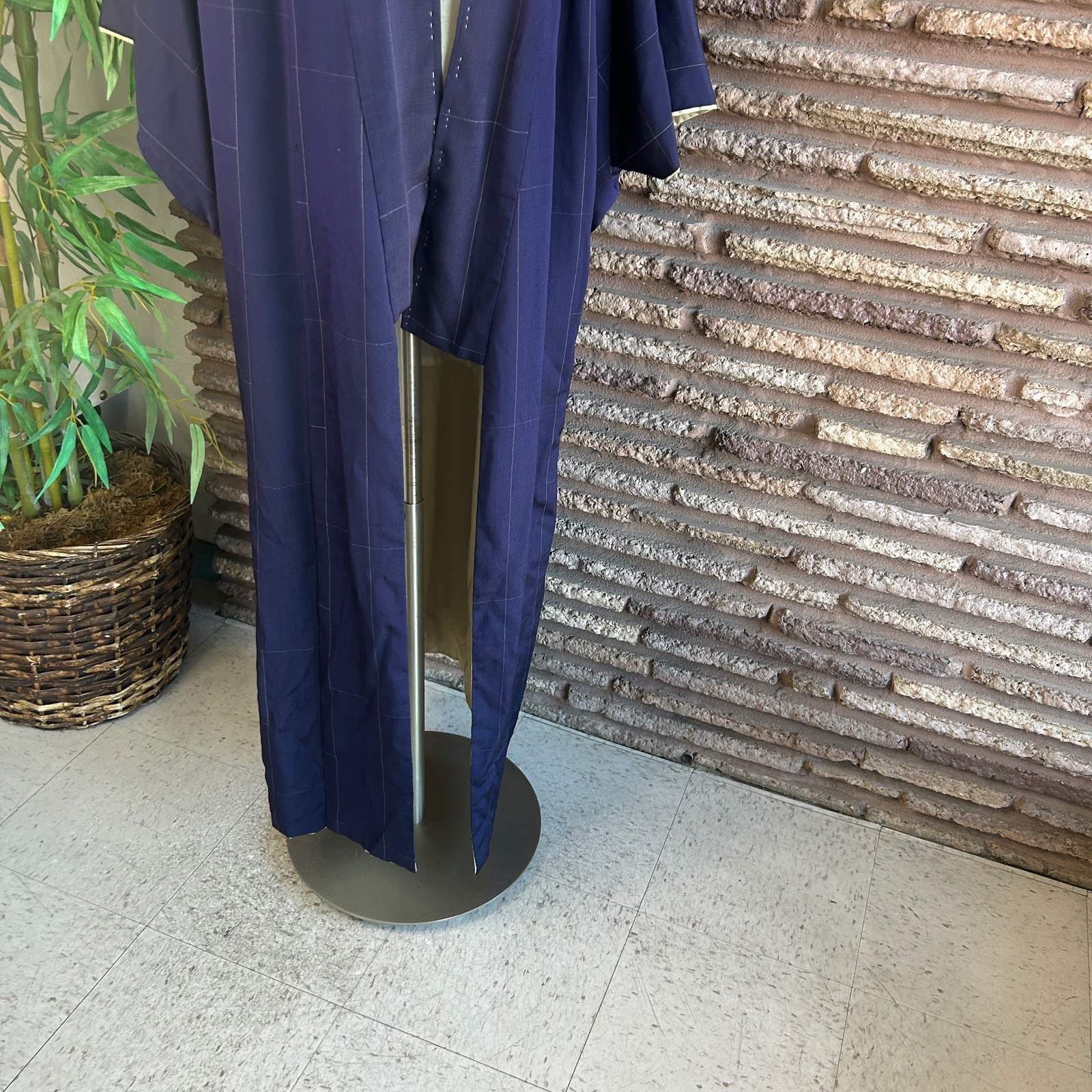 Japanese Vintage Navy Blue Windowpane Full Length Kimono Robe 100% Silk Lined