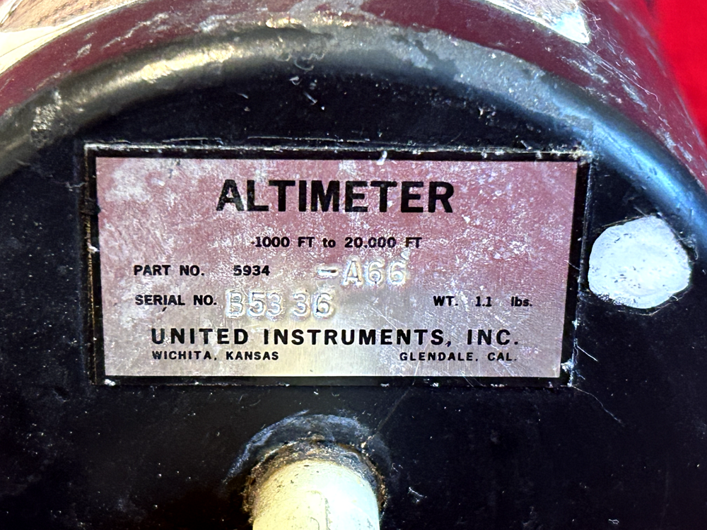 UNITED INSTRUMENTS ALTIMETER P/N 5934-A66