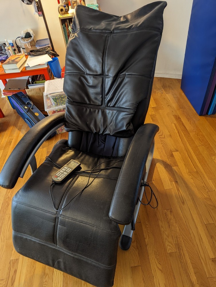Electric Massage Recliner Used