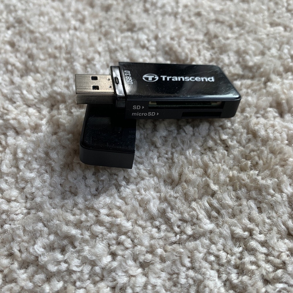 Black Transcend High-Speed RDF5 USB3.0 SDHC/SDXC/microSDHC/microSDXC Card Reader