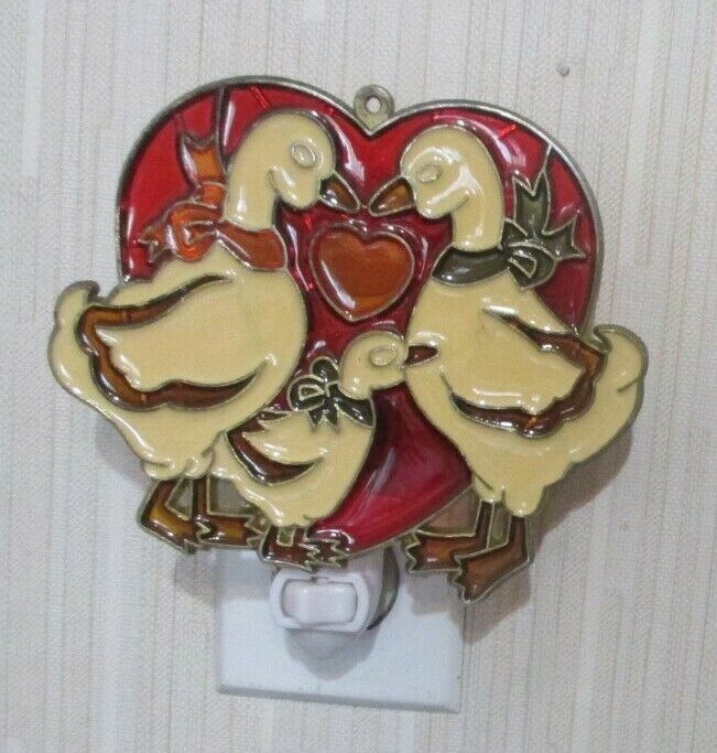 GEESE NIGHTLIGHT (GOOSE SUNCATCHER LIGHT)