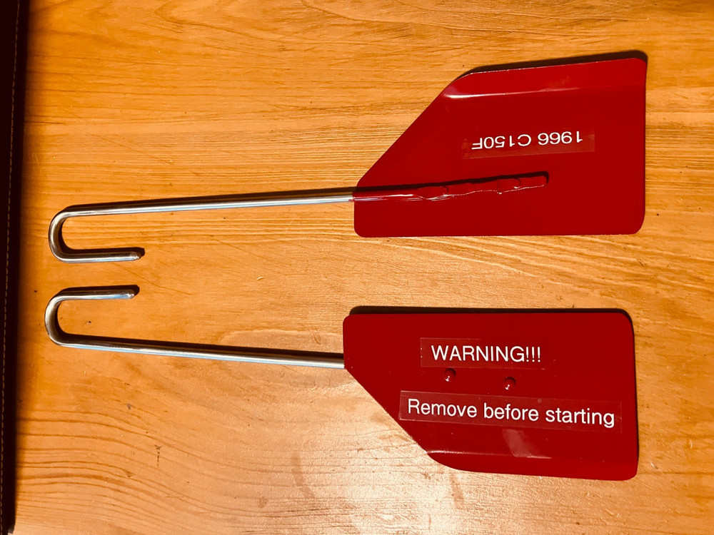 Cessna 1966 150F Control Lock , horizontal locking pin