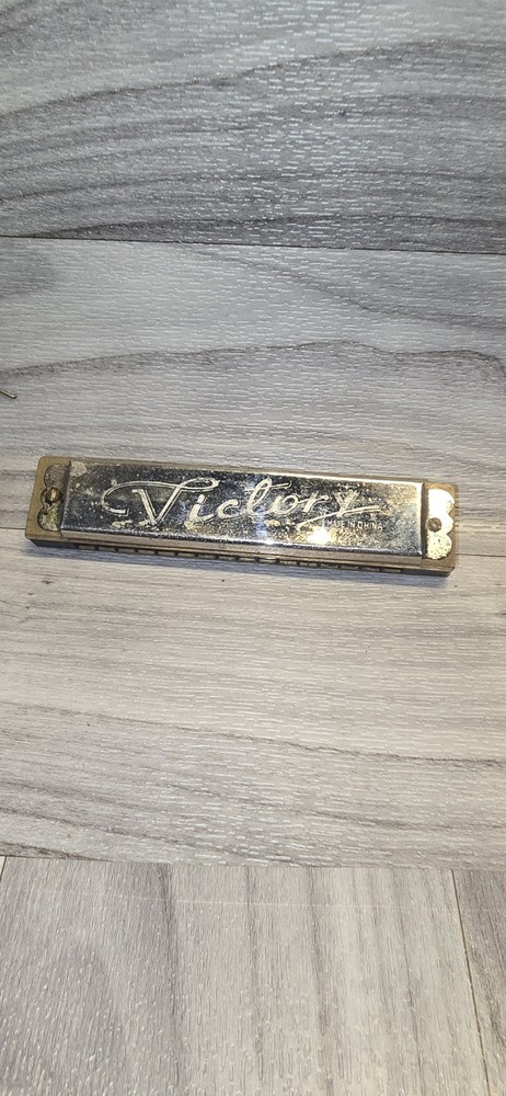 Victory" brand harmonica Vintage