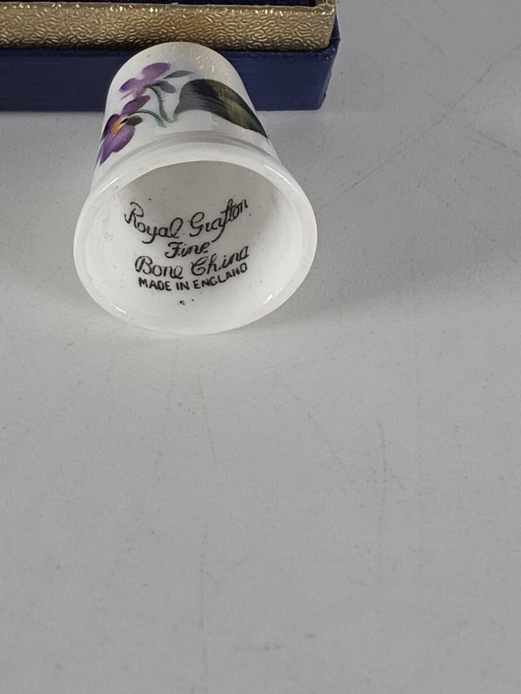 Royal Grafton Floral Boxed Thimble