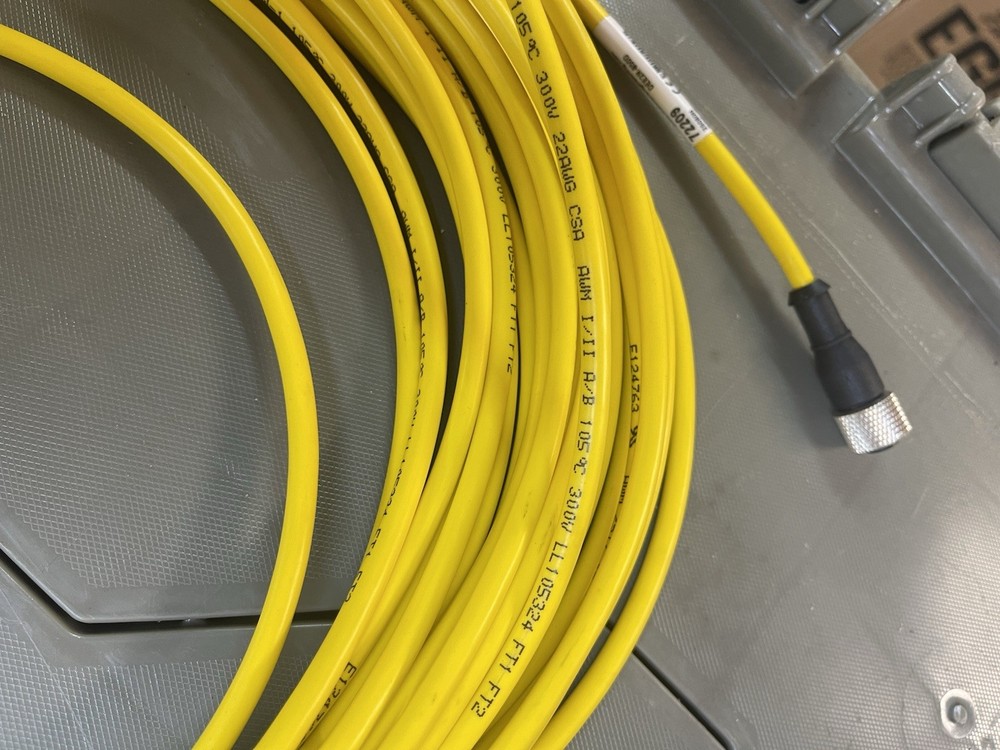 BANNER DEE2R-850D, COMMUNICATIONS CABLE ASSEMBLY, 72209,