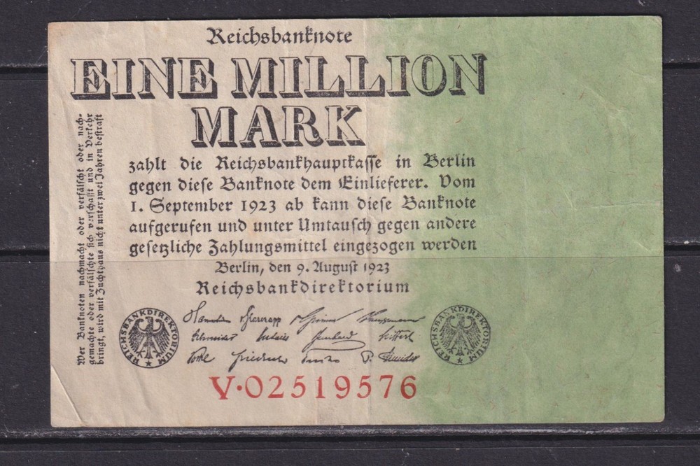 GERMANY - 1923 1 Million Marks Circulated Banknote (1)