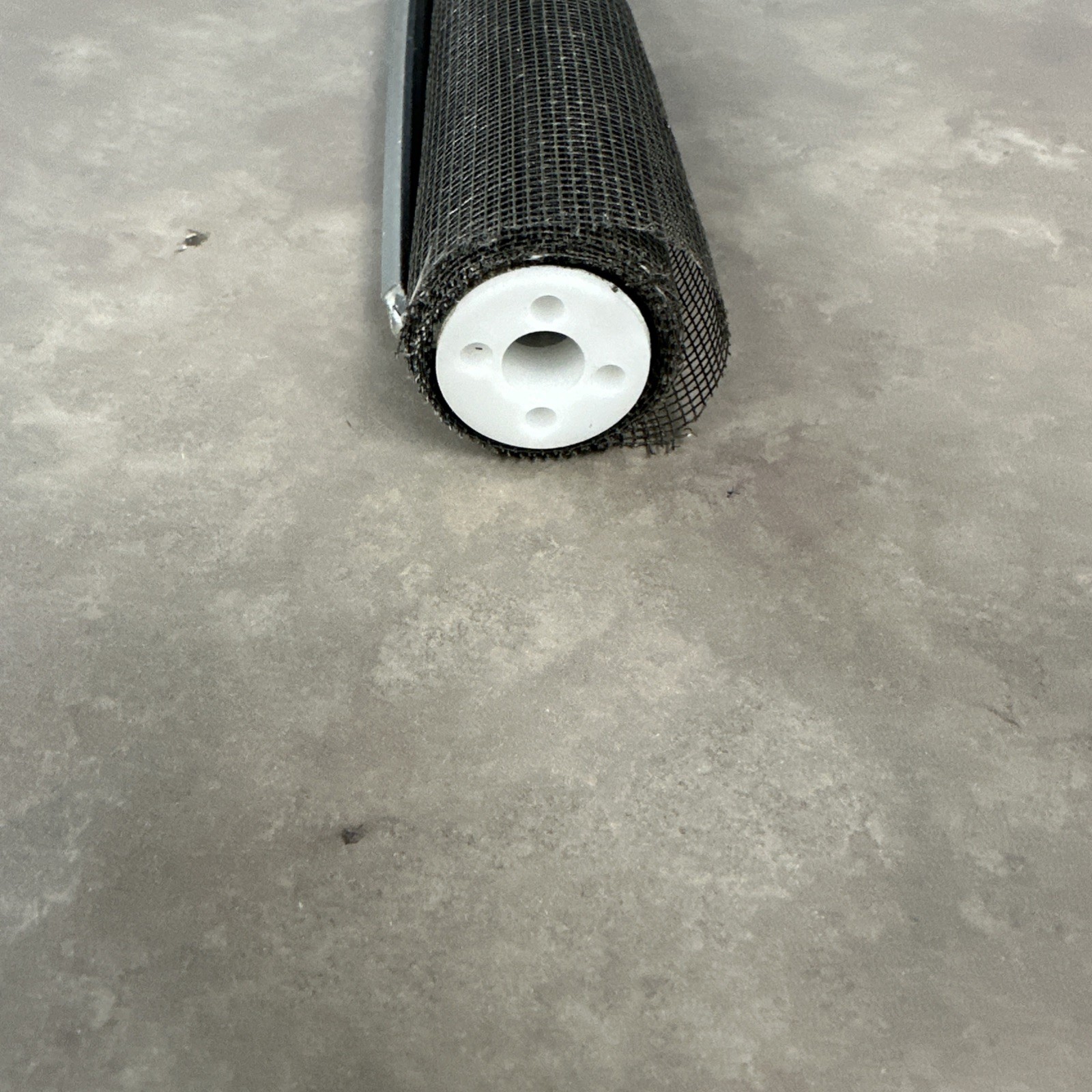 Larson EasyVent 31" Retractable Screen Roll for 36" Storm Door. Part # 0800722