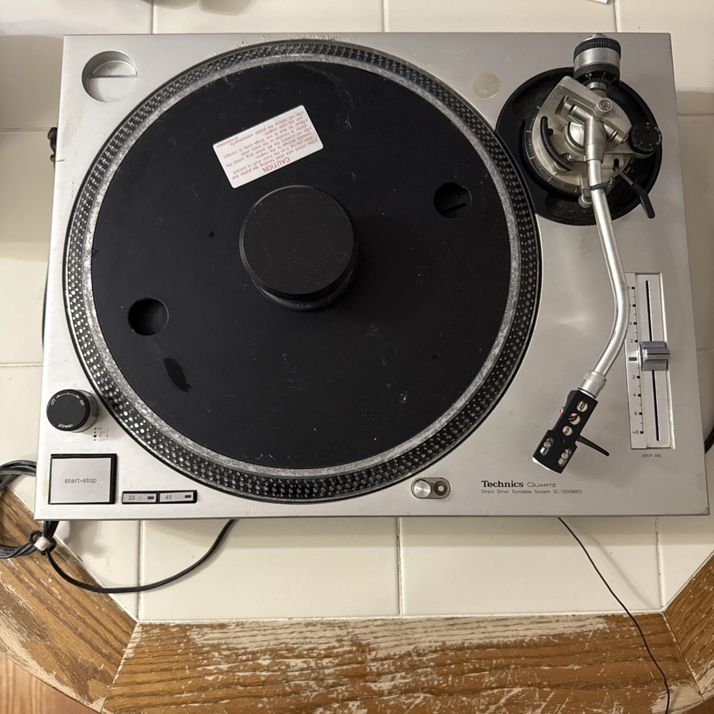 Technics SL-1200MK2 Direct Drive Turntable System, Silver