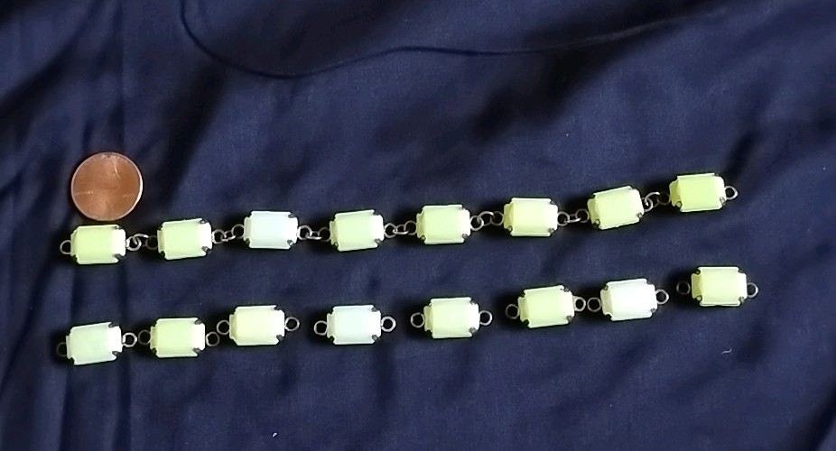 Neon Yellow Rectangular Plastic Gem Connectors