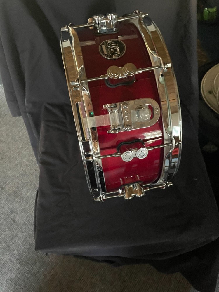 DW Performance drumset. Free shipping