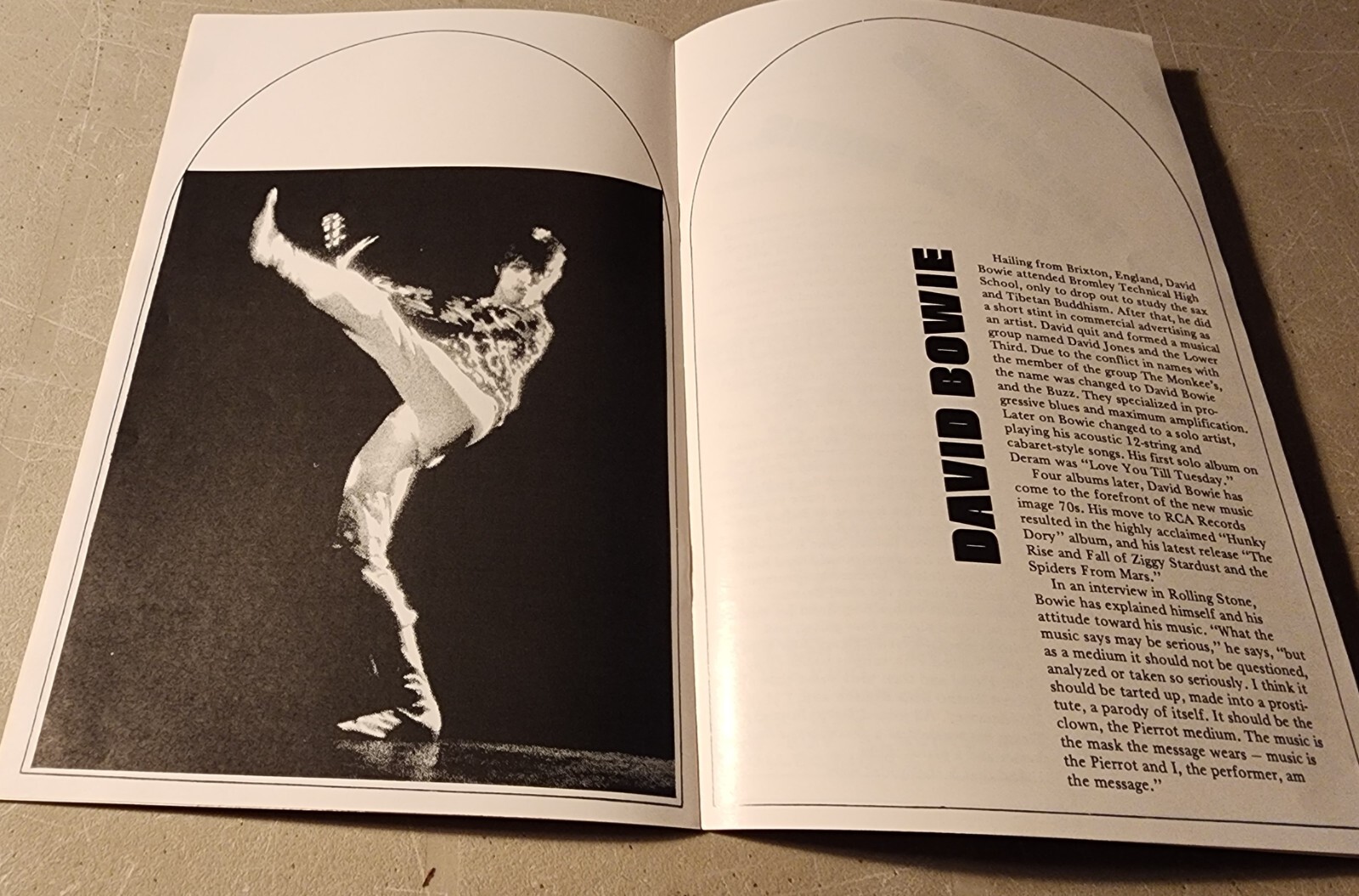 David Bowie Spiders from Mars 1972 TOUR PROGRAM Santa Monica Civic Frampton