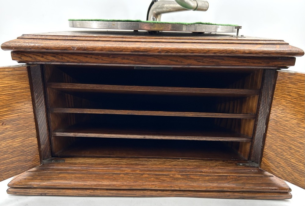 Antique Victor VV-VI Tabletop Phonograph NICE! - NEEDS SOME WORK