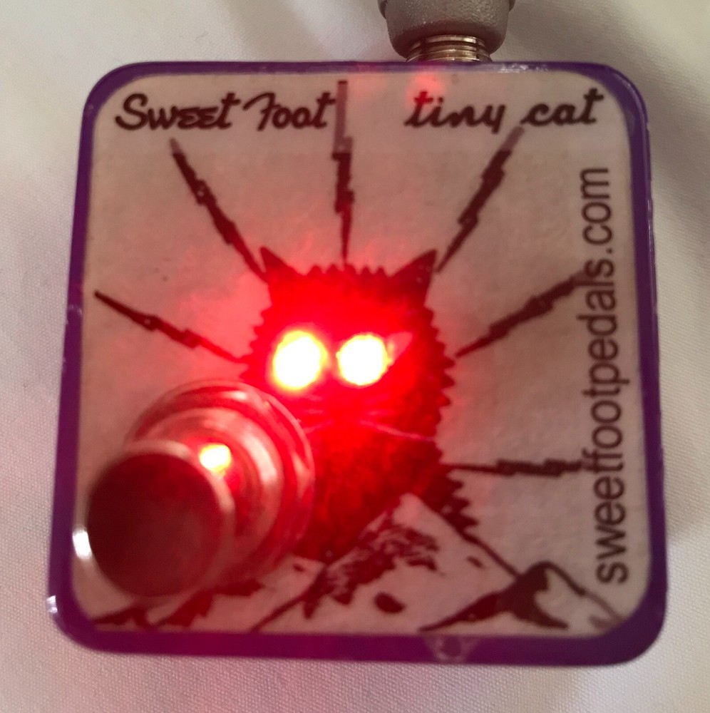Tiny Cut Footswitch HANDMADE IN USA - Tiny Cat Purple