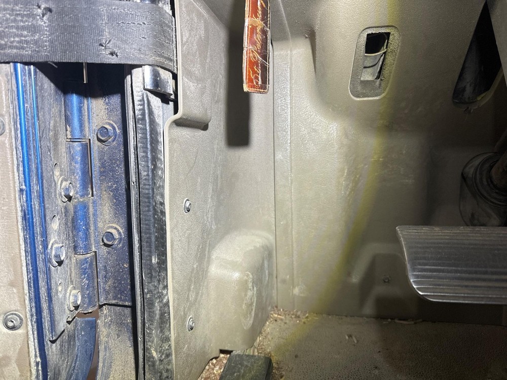 International 9200 KICK Dash Panel - Used