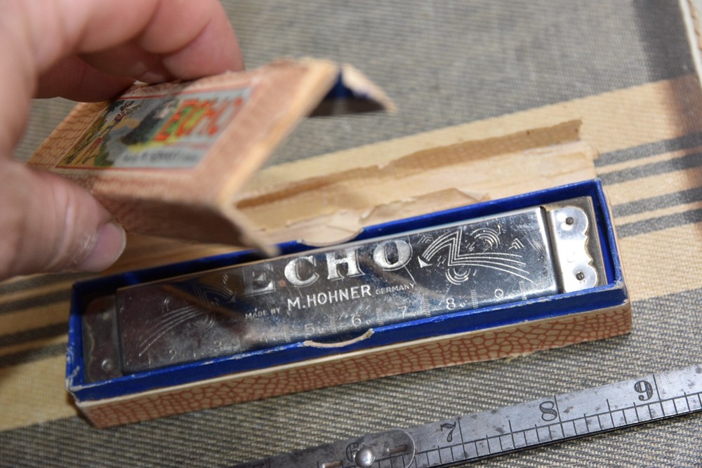 Vintage M HOHNER Echo Harmonica KEY C In Box Germany