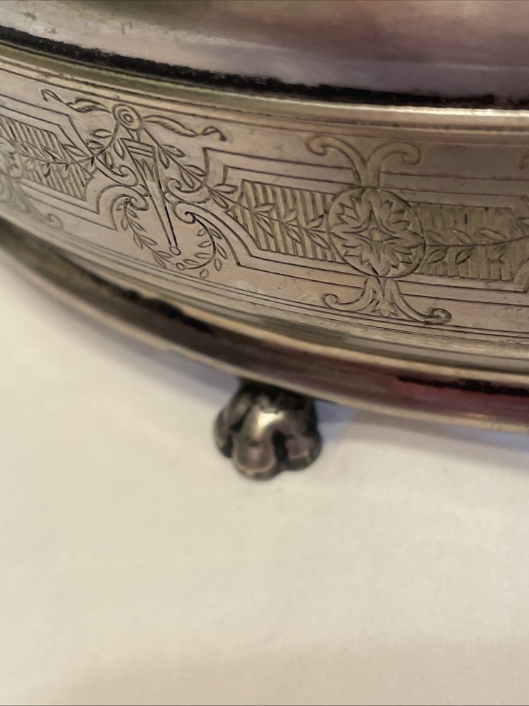 Sliver Plated Footed Oval Casserole Holder
