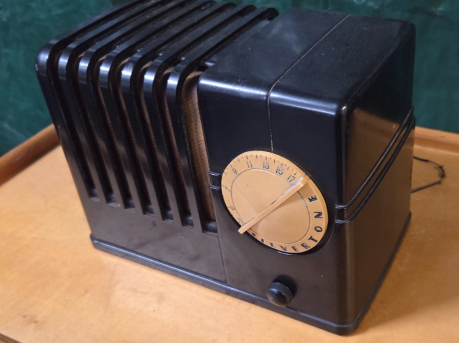 Vintage Deco Modern Eames Era Sears Silvertone 4500 Bakelite Toaster Tube Radio