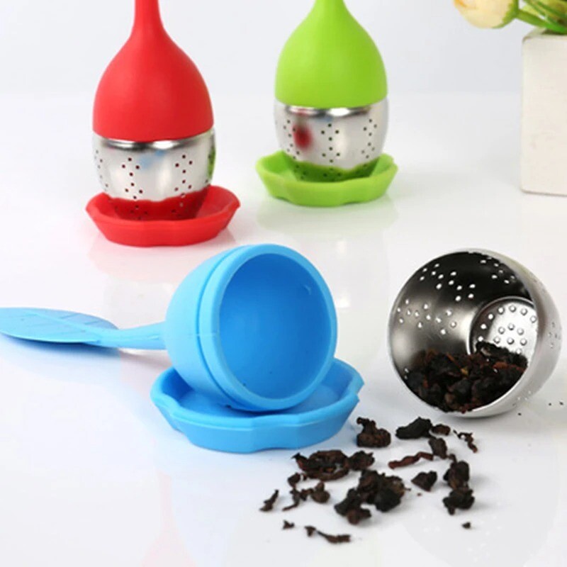 Steel ball infuser with leaf design