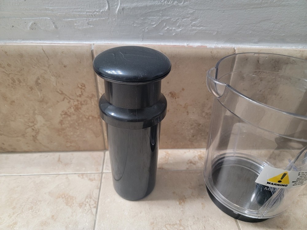 Magic Bullet Blender Strainer Pusher Juicer Pitcher Combo