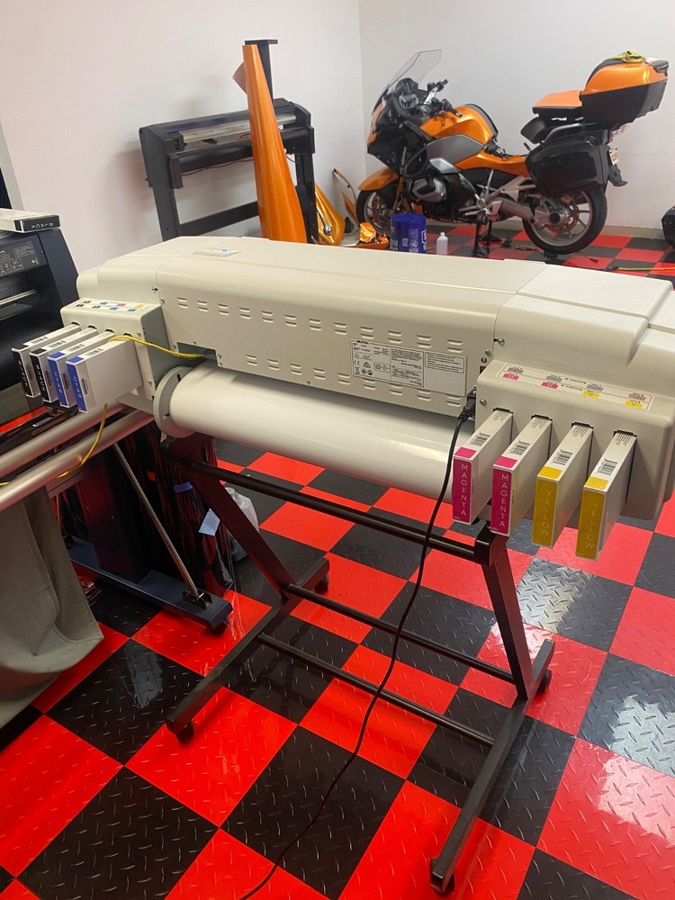 24” Mutoh Value Jet sign & vinyl printer