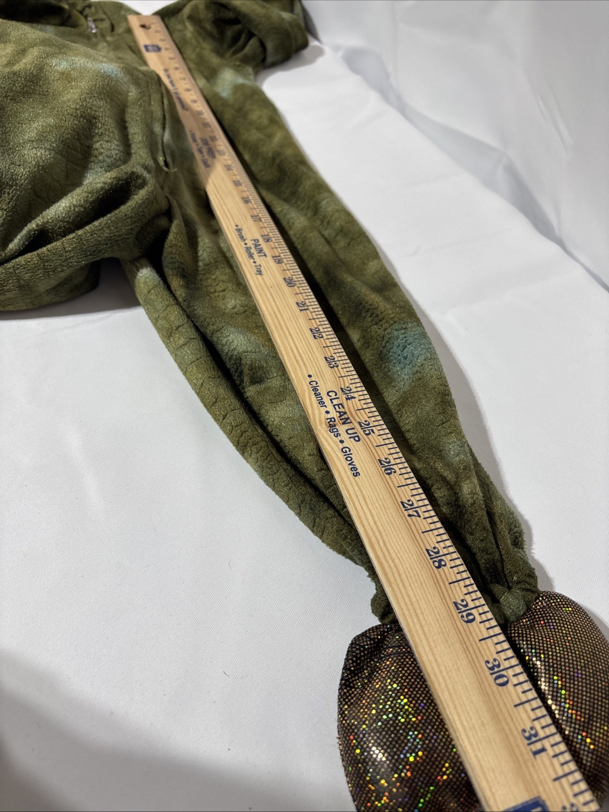 Princess Paradise Toddler dragon costume Full front zip Hood and tail 18M-2yrs.