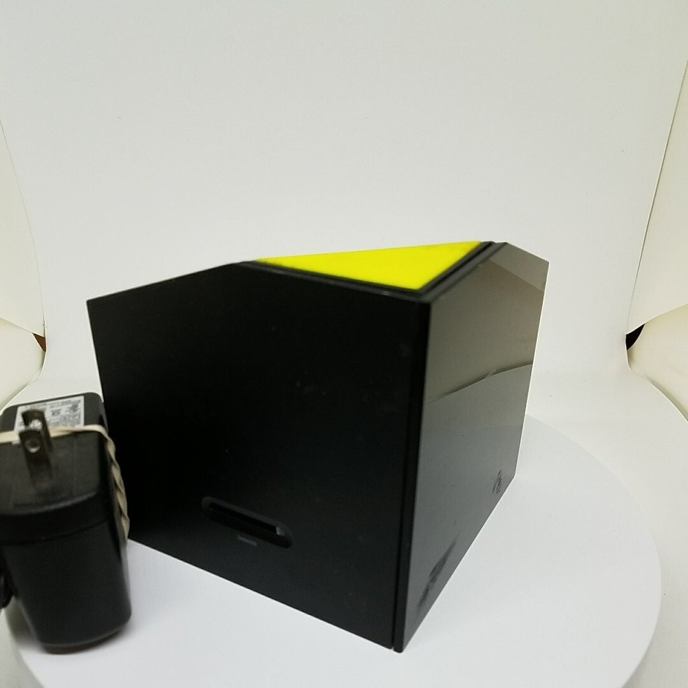 D-Link Boxee Box Digital HD Media Streamer With Adapter
