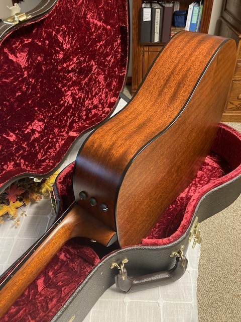 Taylor 310E Guitar