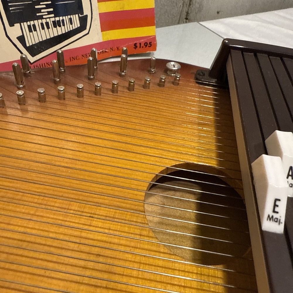 OSCAR SCHMIDT APPALACHIAN AUTOHARP 36-STRING Untested Manual & Tool