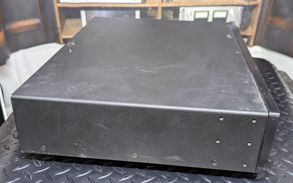 Faroudja Picture Plus DV1000 DVD/CD player