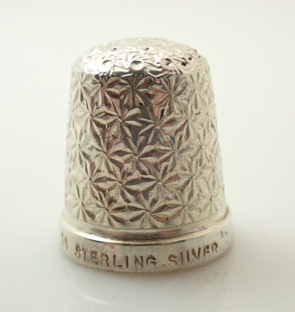 Antique England Signed E Hallmark Sterling Silver Pattern Sewing Thimble 18