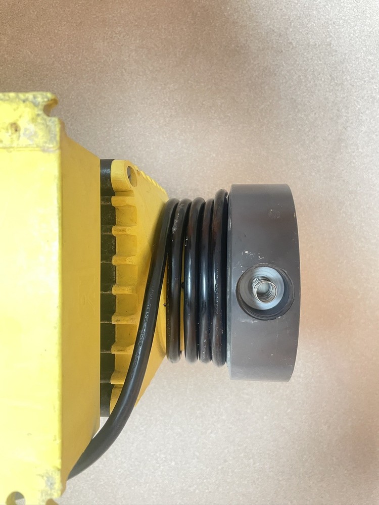 Milton Roy electromagnetic dosing chemical pump C131-24
