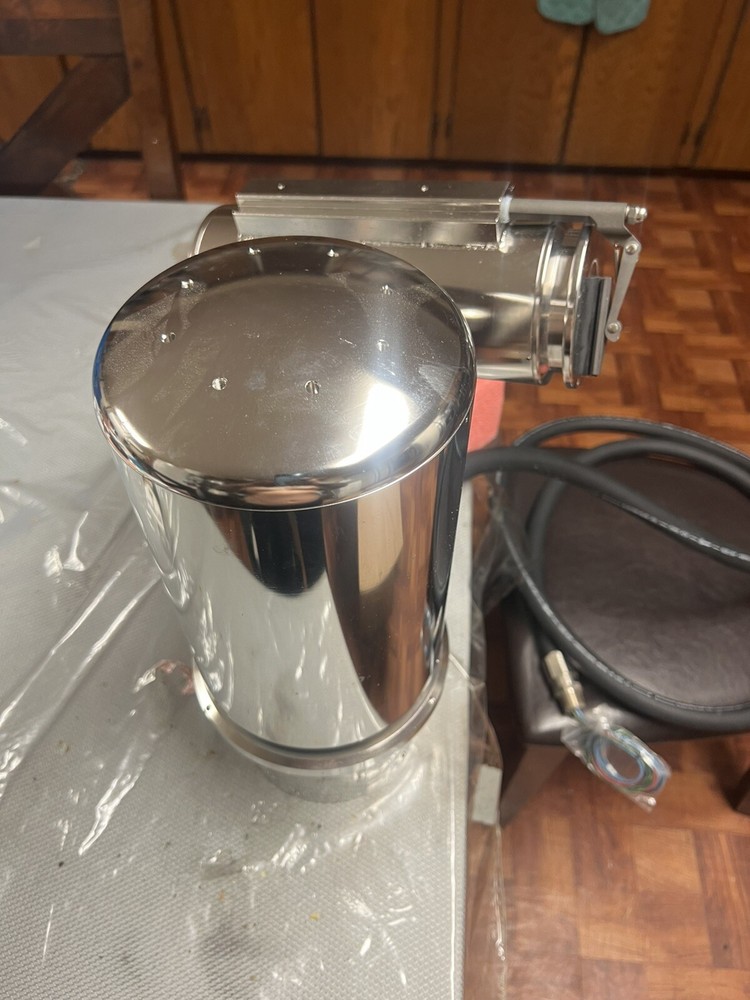 PELCO IPSXMPT31 WITH PELCO IPSXM-2 Power Module