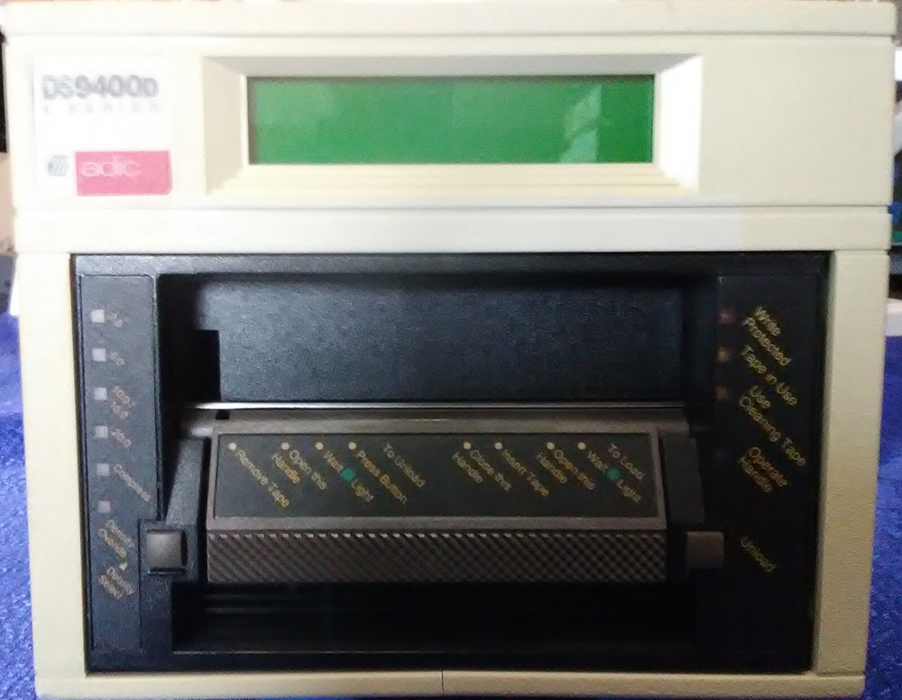 ADIC DS9400D External Tape Drive