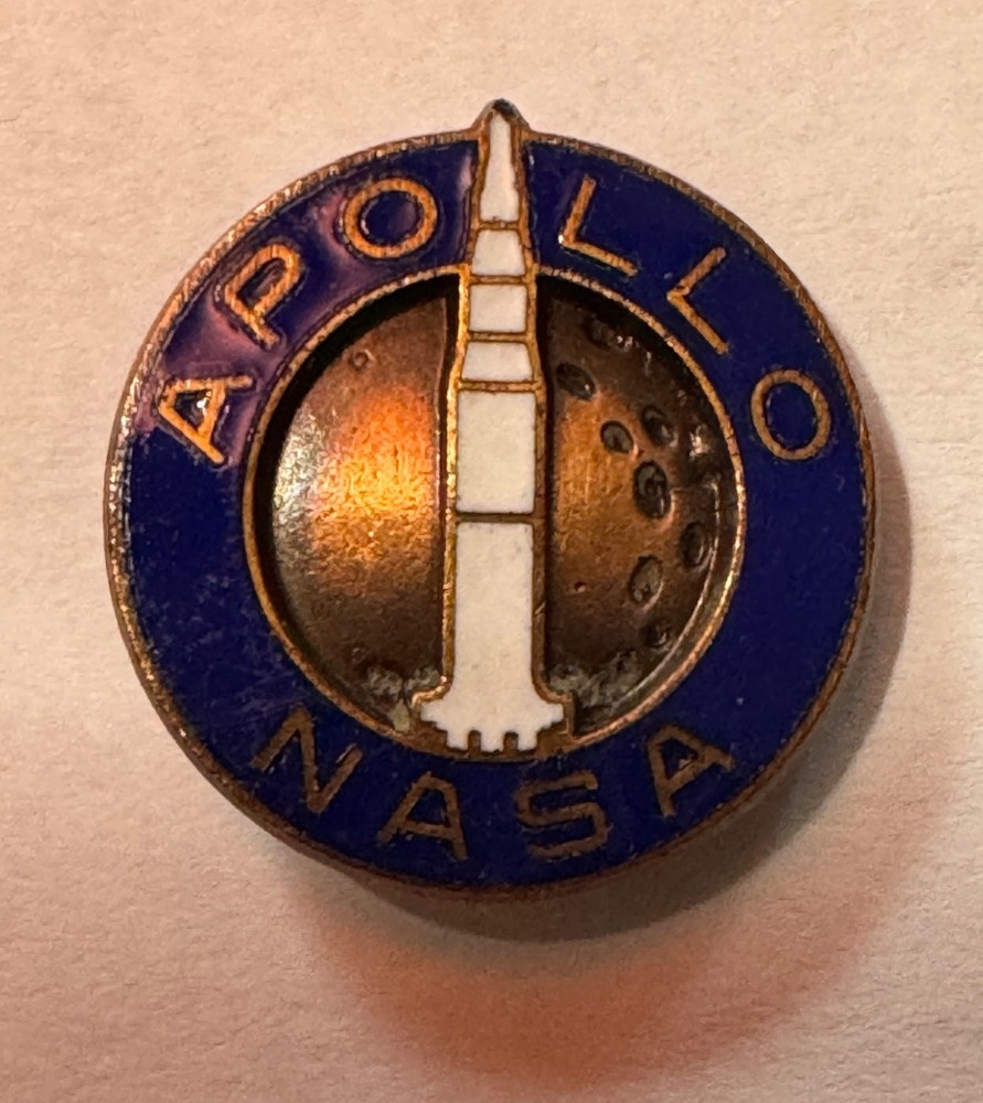 Vintage NASA Official Apollo Program Enamel Lapel Pin