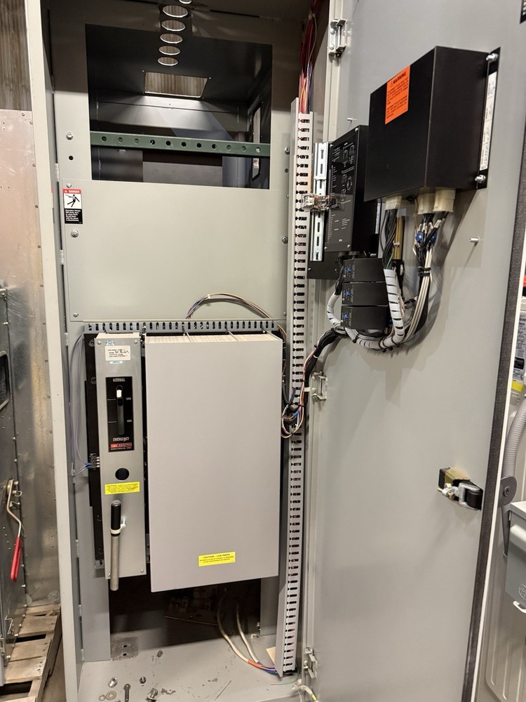 ZENITH 1600 Amp ATS Automatic Transfer Switch 3 PHASE 480V 277V 3 POLE