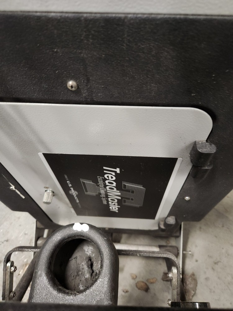 Treadmaster Escalator Cleaning Machine