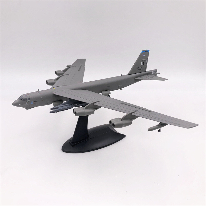 WLTK USAF B-52H Stratofortress Heavy Bomber 1/200 Diecast Aircraft Model