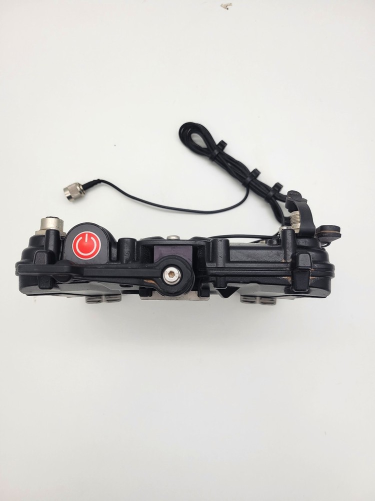 848066 | Leica iCON MDS10 | Quick-Release Docking Station | Machine Control