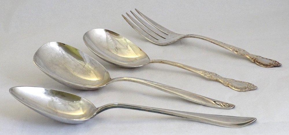 (4) Assorted Flatware / FedEx Free Shipping / 301001_PS_f4