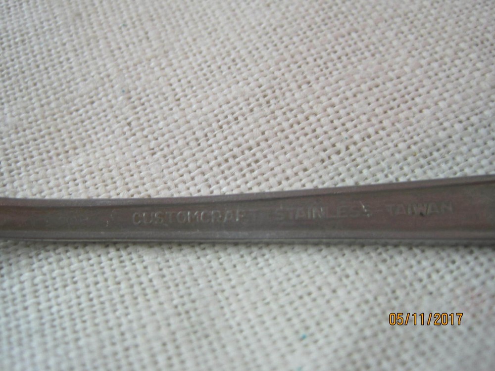 Vintage Custom Craft stainless Teaspoon CUS3