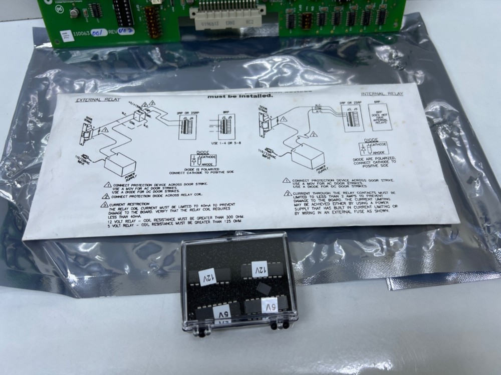 UTC GE Interlogix Access Control 110063001 V02 RP Reader Interface Unsupervised