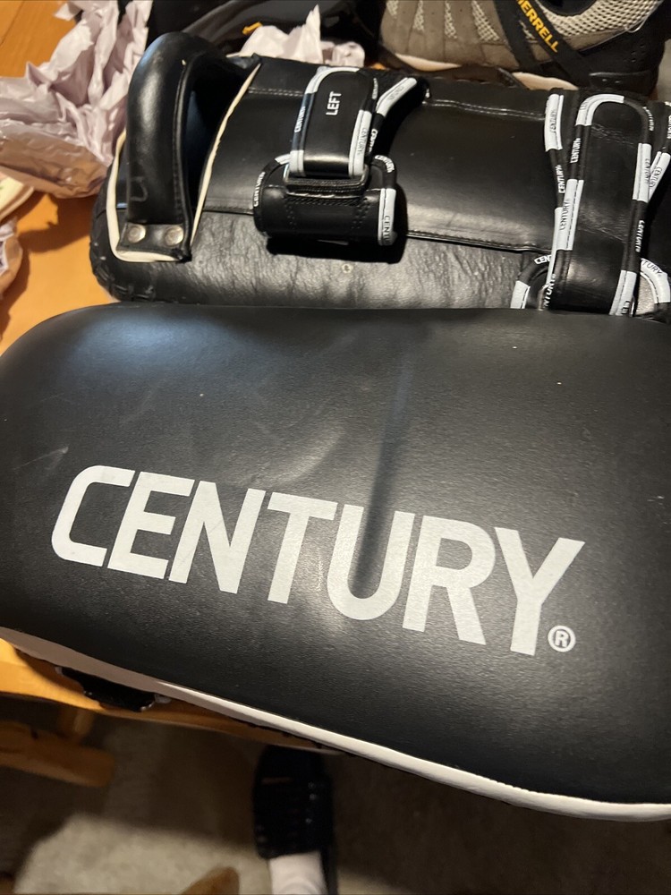 Century Tai Boxing Pads