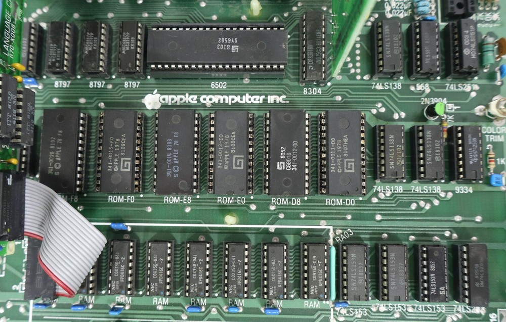 Bell & Howell Apple II Plus Computer cleaned, tested and working