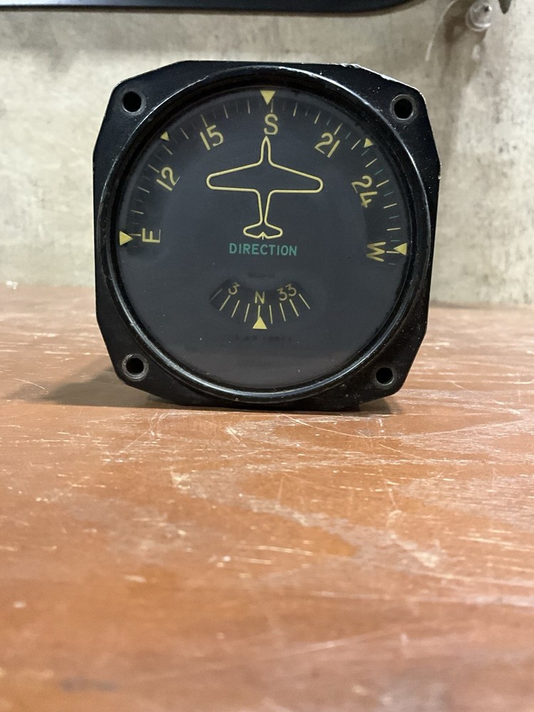 VINTAGE AIRCRAFT AUTOMATIC PILOT COMPONENT INDICATOR MASTER DIRECTION