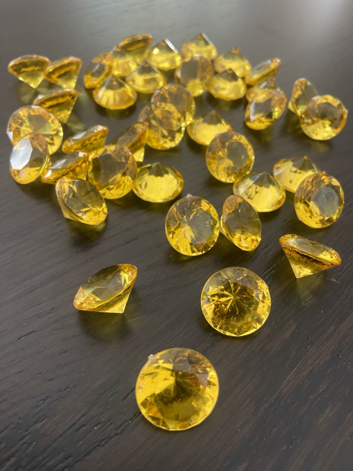 YELLOWGOLD 20MM ACRYLIC Plastic DIAMOND Shape Gems Choose Amount