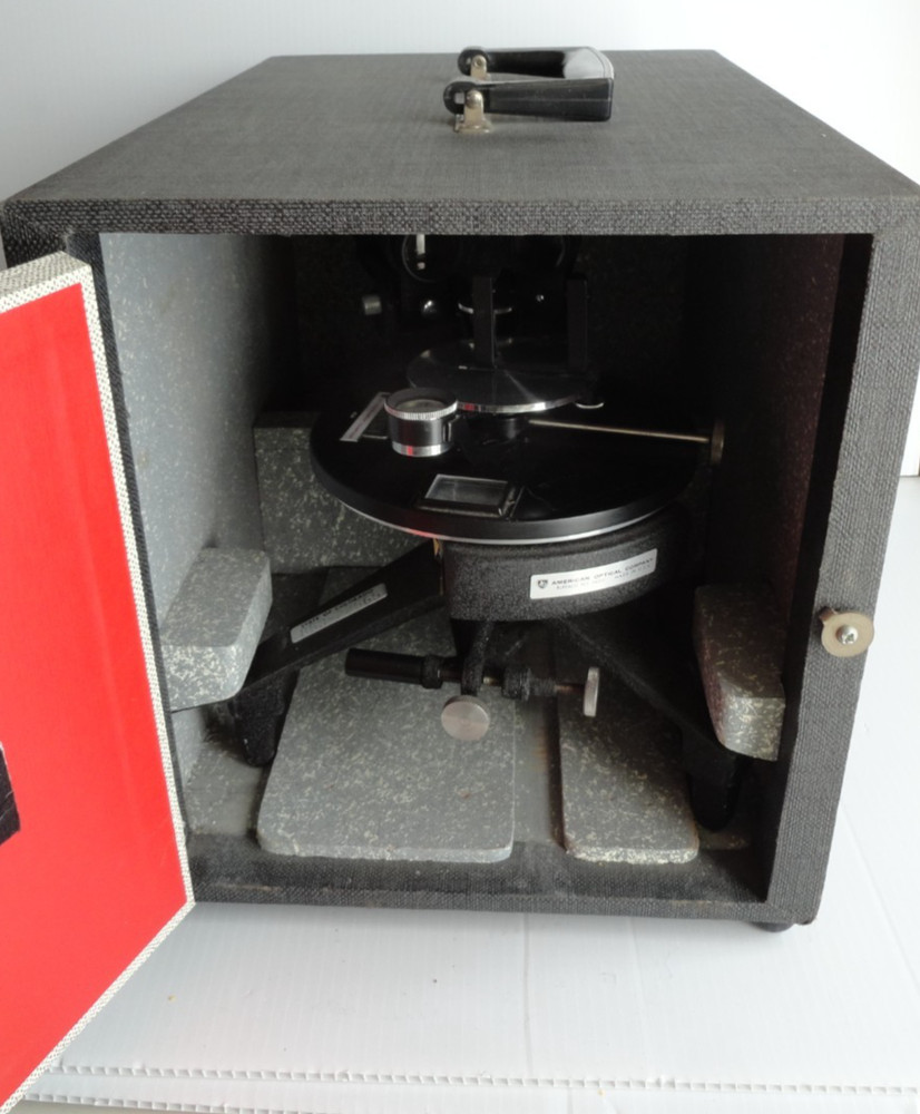 American Optical Spectrometer 4734