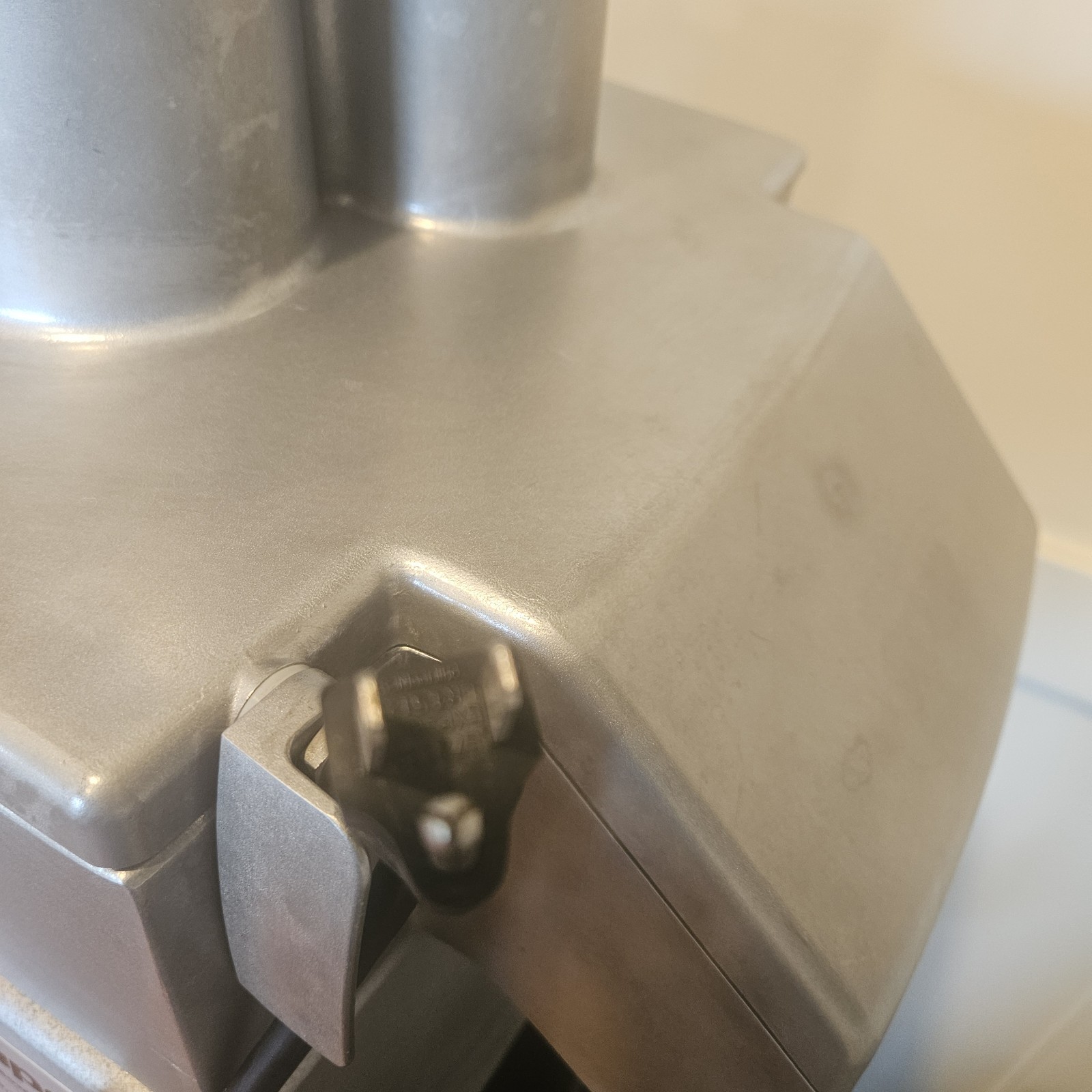 ROBOT COUPE R602V W/ NEW BOWL NT ROBOT COUPE CL5 R702 HOBART FP250 FP350 FP450