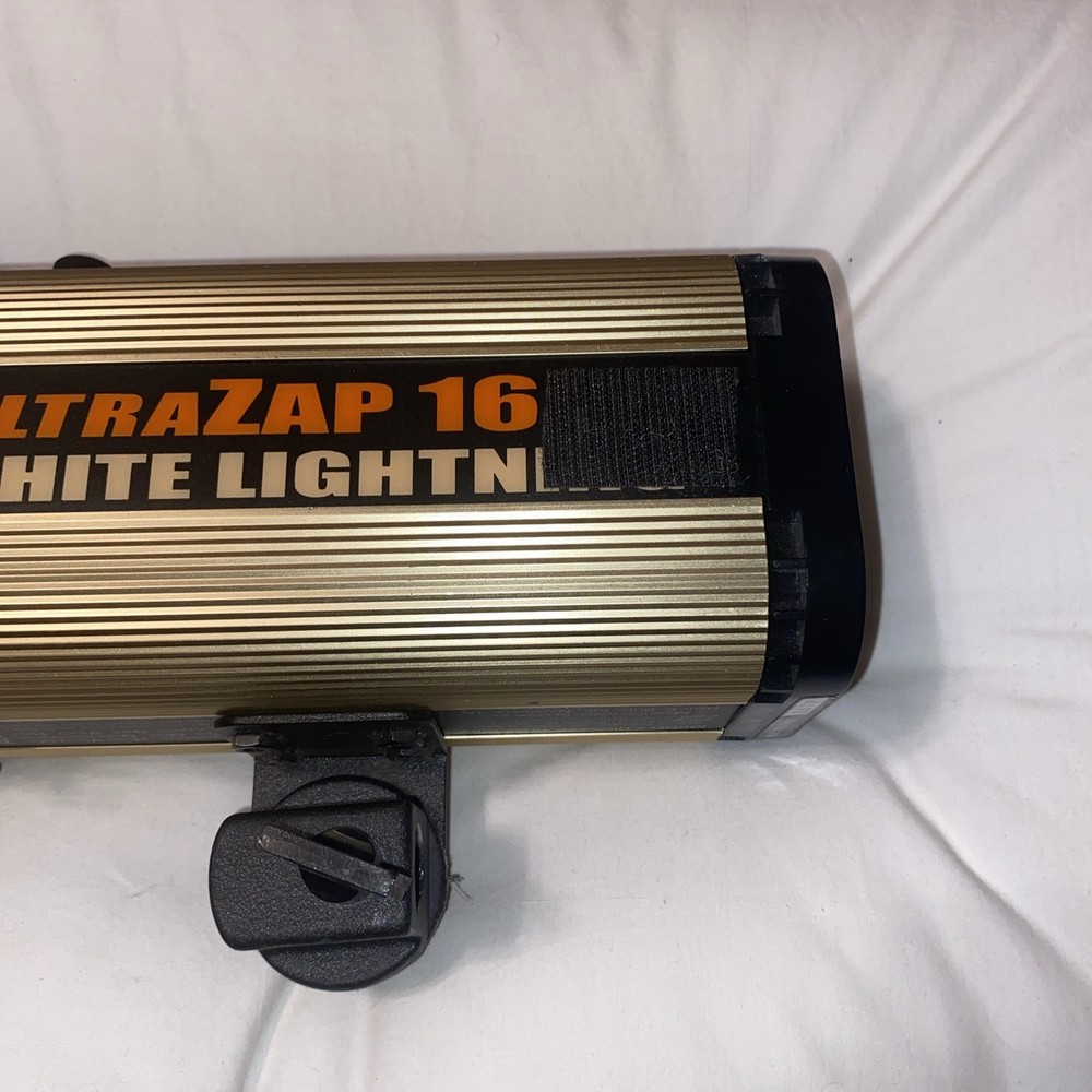 White Lightning UltraZap 1600Watt Powerful Electronic Flash Working (A)