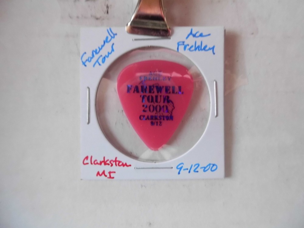 KISS "ACE FREHLEY" GUITAR PICK~CLACKSTON, MI 9/12/00~READ DESCRIPTION (8/10)